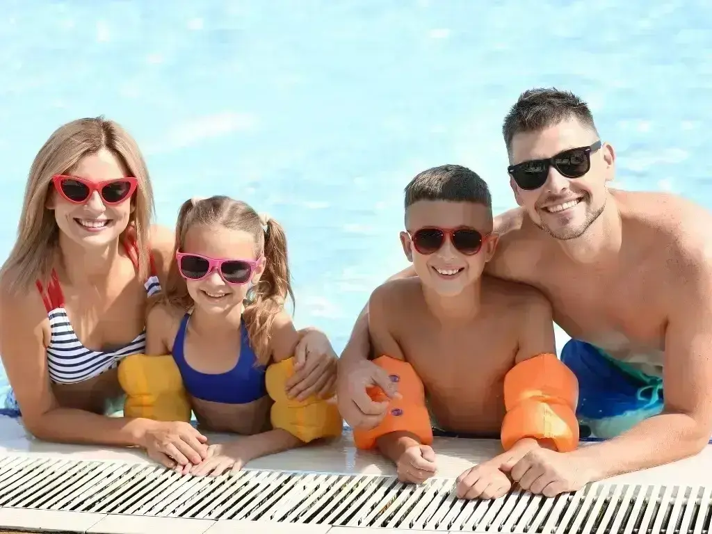 Swimming Pools and Spas Contractor in Glenrosa - Trevi Pools and Spas